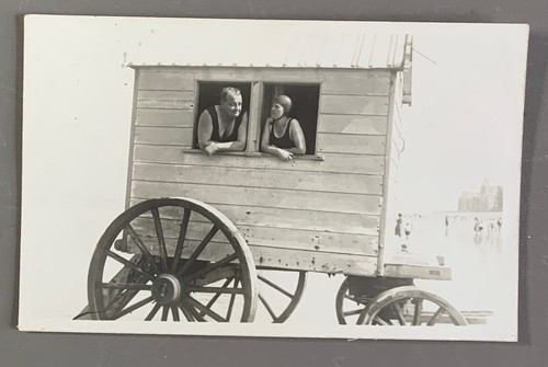 Carte photo ancienne - photo, roulotte