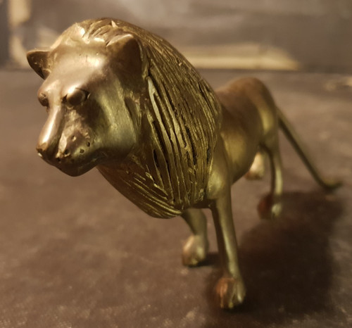 Lion bronze - en,