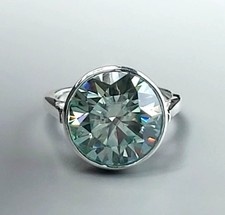 Bague solitaire en argent 925 certifiée diamant traité bleu 5,90 ct