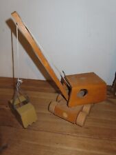 Jouet ancien Grue en bois