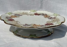 ASSIETTE SUR TALON EN  FAIENCE