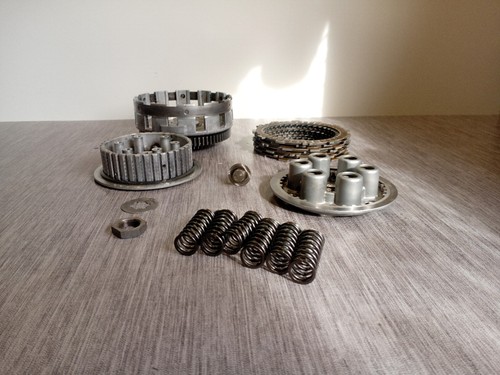 Embrayage complet moteur - embrayage,