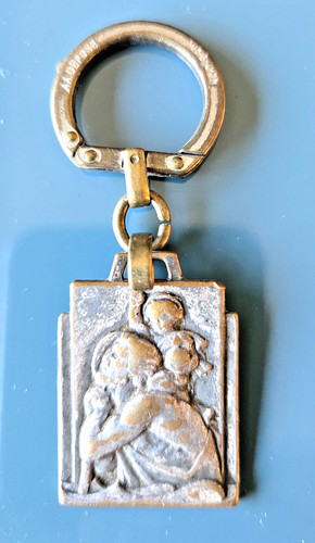 Porte clé ancien - porte, st