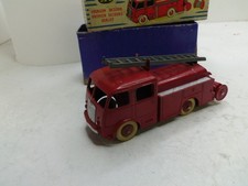 DINKY TOYS CAMION POMPIER BERLIET