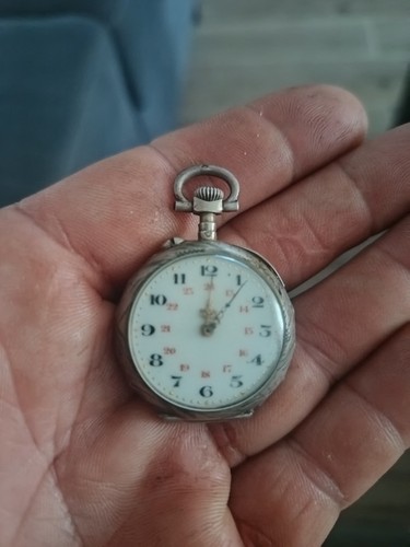 Petite montre gousset en - petite, à