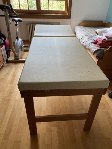 Massage table - /, de