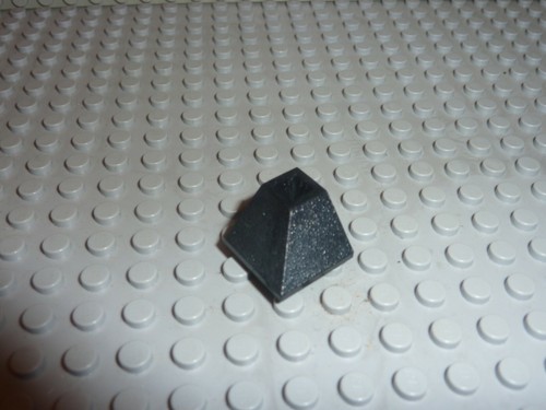 Lego black slope ref - x,