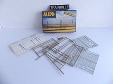 (2) 545 MKD FRANCE HO MAQUETTE