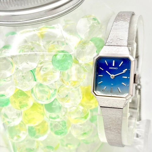 Montre mécanique pour femme