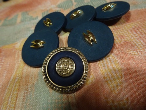 Lot couture boutons haute - couture,