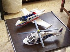 Avion et hélicoptère incomplets   Playmobil