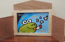 5 contes kamishibaï + butaï en bois (ou castelet)