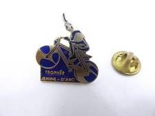 Pin's Pins Pin Badge - VELO -