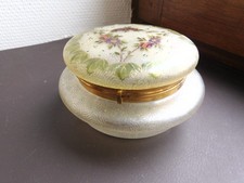 ancienne bonbonnière, boite en verre émaillée