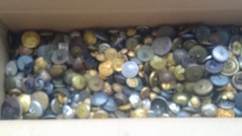 Lot boutons militaires - boutons,