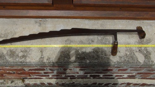 Ancien outil coupe foin - outil, ou