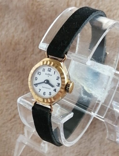 Ancienne montre femme - femme, vintage