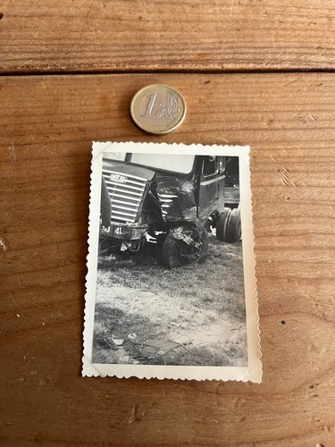 Photo ancienne accident - ancienne,