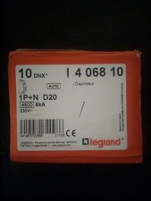 Legrand disjoncteur 20A courbe