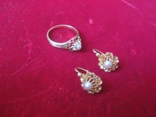 DEMI PARURE BAGUE ET BOUCLES