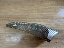 UN CLIGNOTANT AVANT GAUCHE LATERAL GAUCHE PEUGEOT 125 JET FORCE