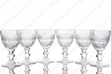 Six verres à vin n°4 Trianon par Saint-Louis. Six wine glasses n°4 Trianon