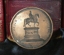 MOULE DE COULEE médaille