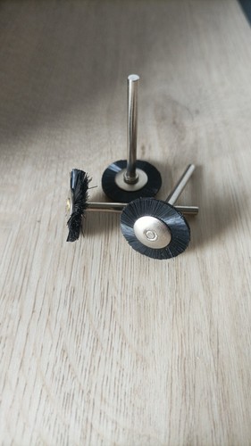 Mini brosses circulaires - brosses,