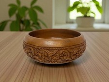 Polynésie, grande coupe ou saladier en bois sculpté vers 1970