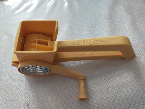 Râpe fromage jaune rare - à,