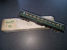 rare voiture ho 3 cl C4ü SBB CFF  Pocher pour Métropolitan  ref 7030