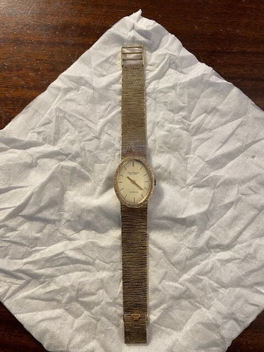 Mens 14k solid gold wristwatch