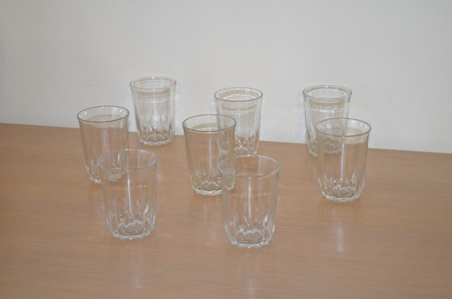 Ensemble verres ciselés - ,