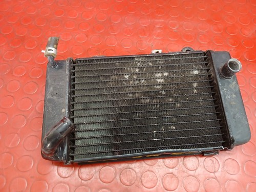 Radiateur eau côté - radiateur,