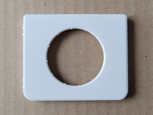 Plaque enjoliveur plat - plaque,