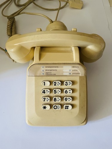 Ancien téléphone - ancien,