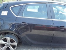 PORTE AR D OPEL ASTRA J 5