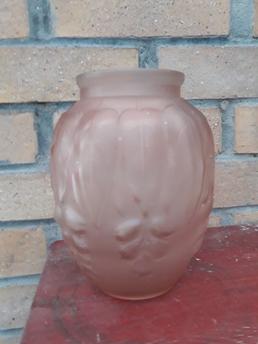 Vase verre moulé - vase, signé