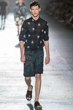 Dries Van Noten SS 2014 Black Floral Shorts Size 50 / M