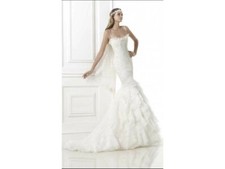 Pronovias Belinda Ivory 10