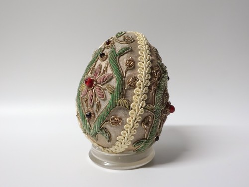 Ancien oeuf ouvragé - oeuf,