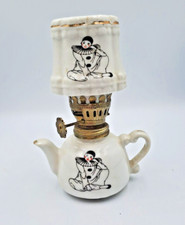 Charmante Lampe à Pétrole Ancienne en Porcelaine - Théière Décorée d'un Pierrot