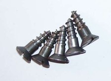 Cinq anciennes vis bois en