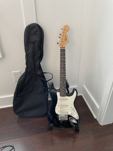 Vintage black fender squier - fender,