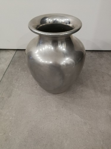 Vase étain etains la - en,