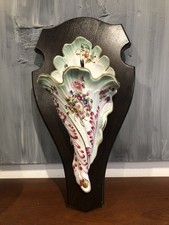 CORNET EN FAÏENCE DE GIEN