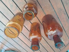 lot 4 anciens flacons  divers