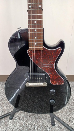 Guitare électrique - (gibson),