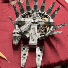 Lego star wars Faucon Millenium 75105