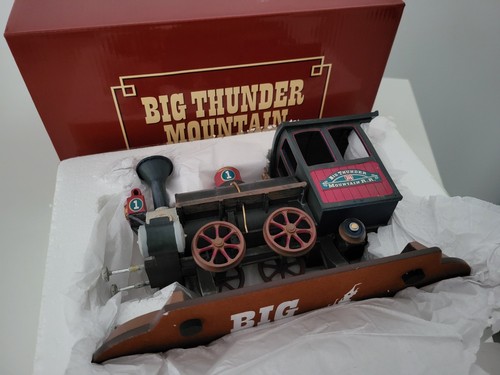 Disney collection attraction - disney,